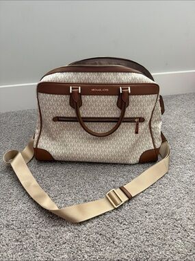 Michael Kors Beige Large Jet Set Travel Logo Satchel with Tan Leather Trim